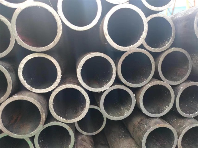 钦州10#结构用无缝钢管